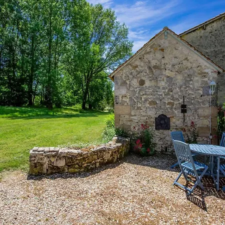In Dordogne * Saint-Martin-de-Gurçon